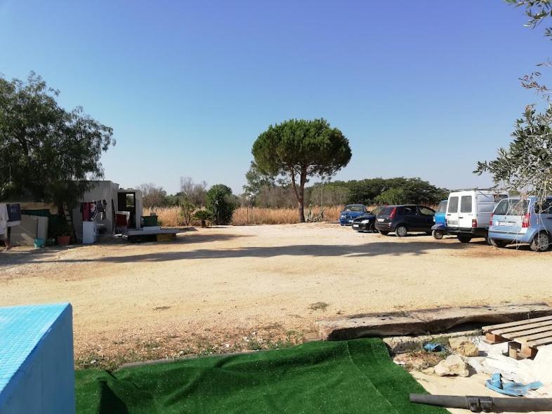 Aree Tende Presso La Casa In Campagna Di Ottavia Hotell Alezio Exteriör bild