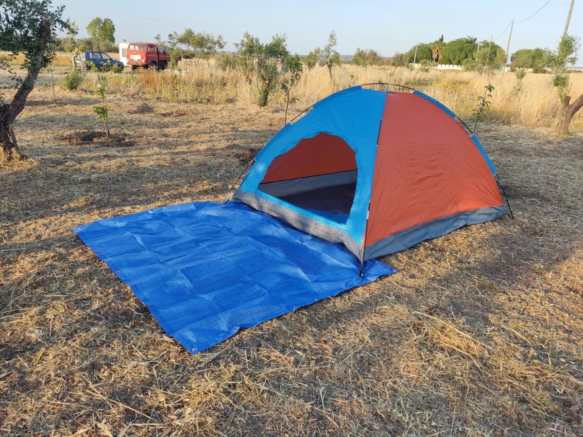 Aree Tende Presso La Casa In Campagna Di Ottavia Hotell Alezio Exteriör bild